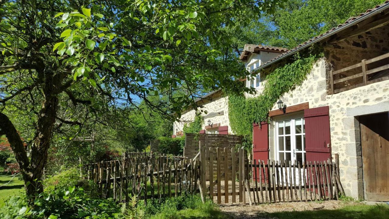 Le Moulin De Pensol - Gites Екстер'єр фото