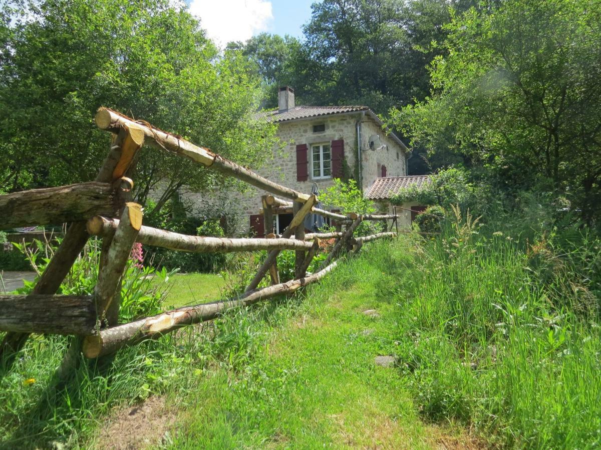 Le Moulin De Pensol - Gites Екстер'єр фото